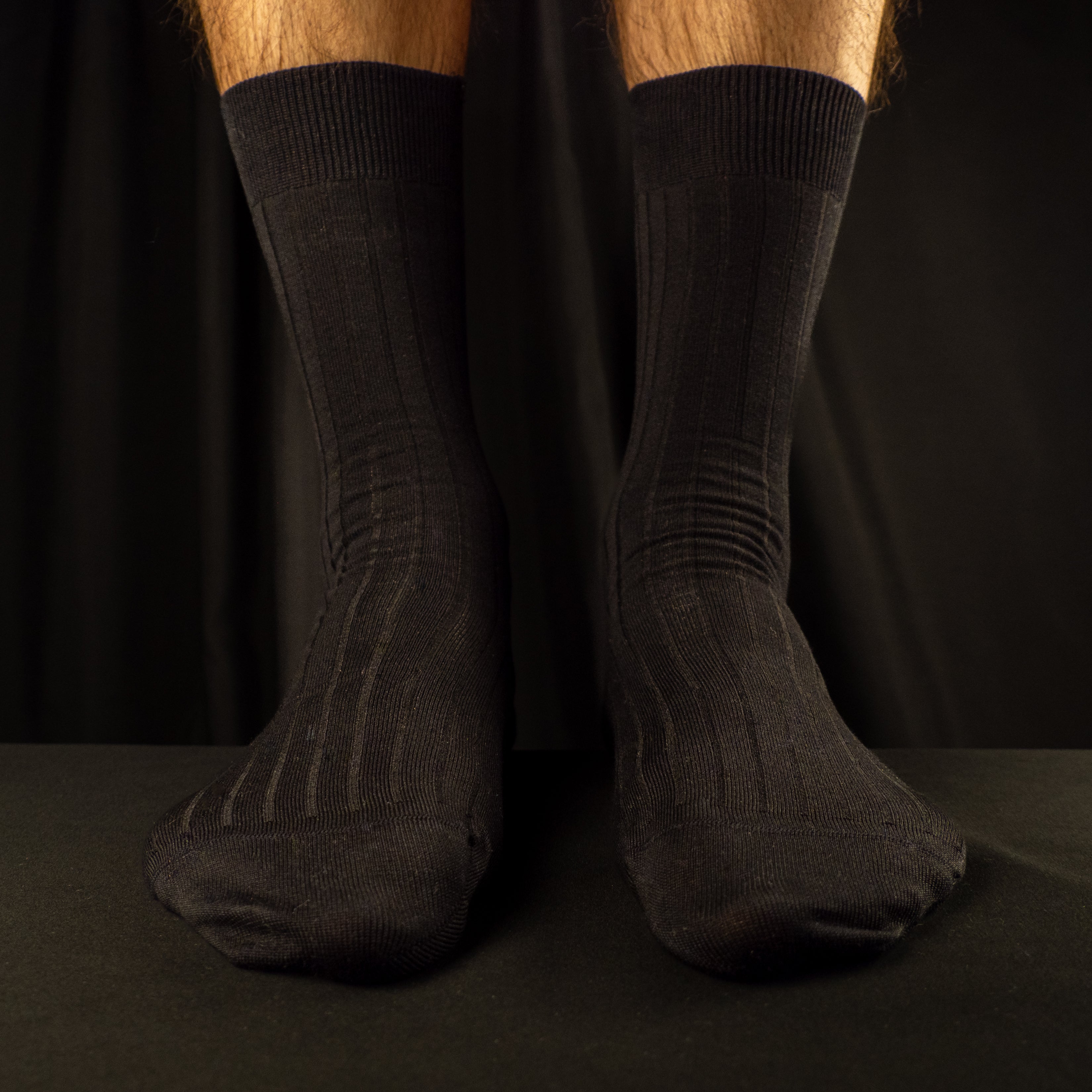 Gerippte Herrensocken – Schwarz
