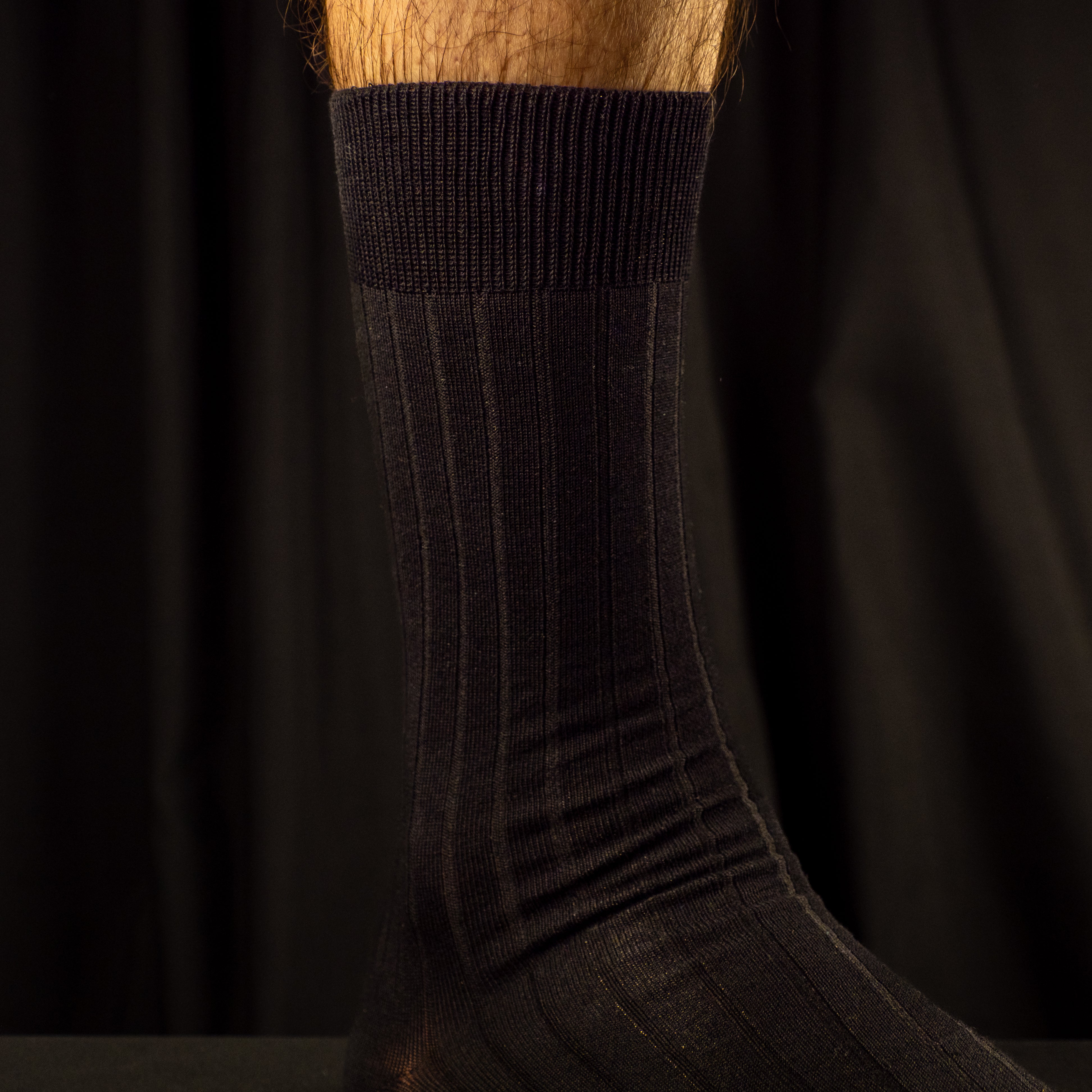 Gerippte Herrensocken – Schwarz