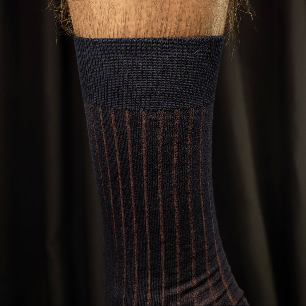 Gerippte Herrensocken – Navy-Bordeaux