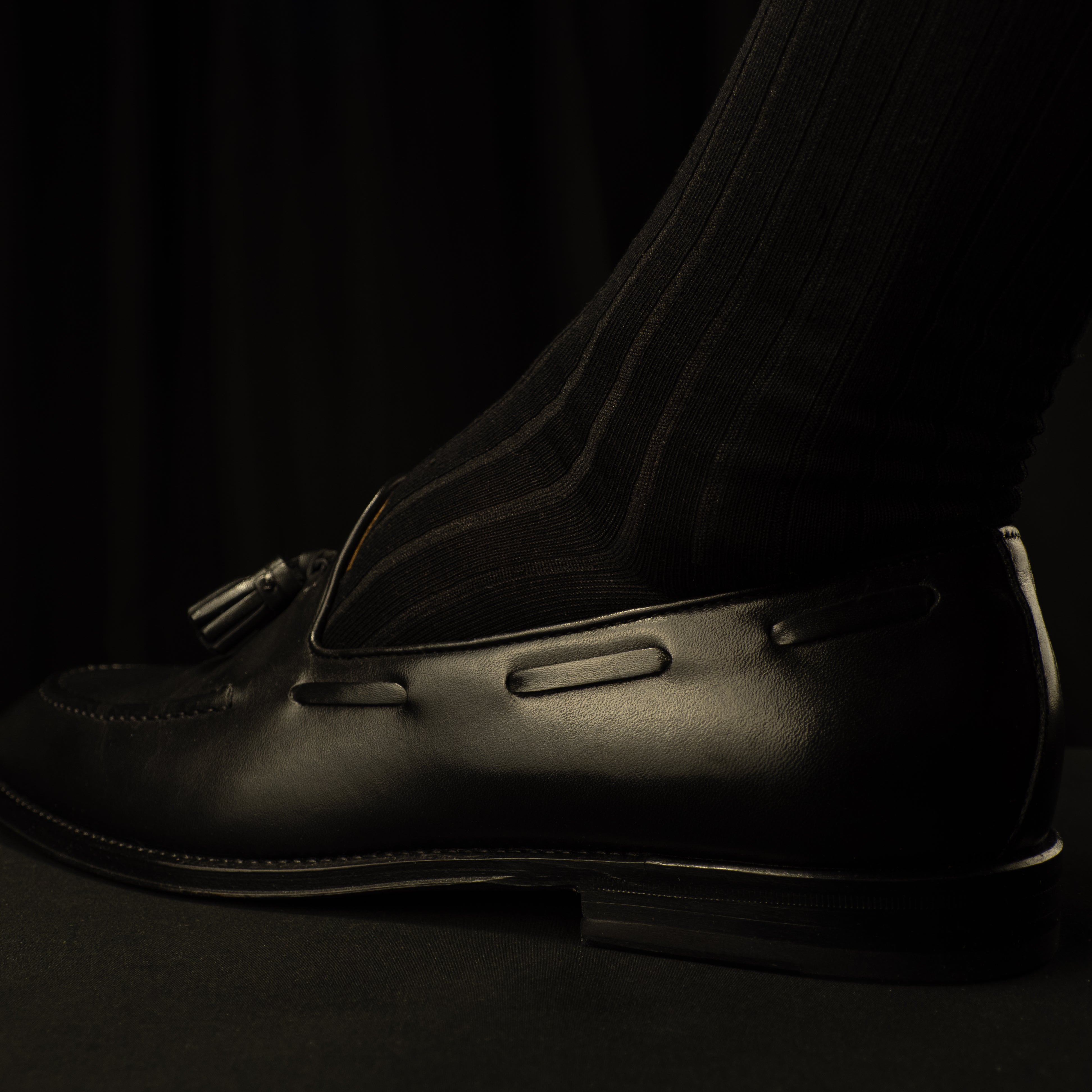 Gerippte Herrensocken – Schwarz